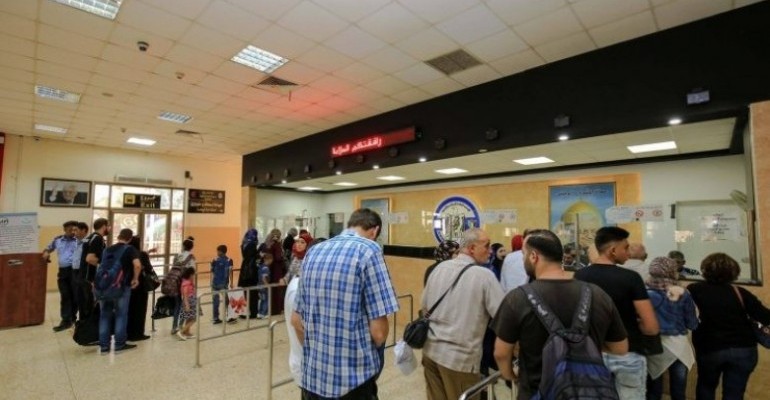 المتحدث باسم الشرطة: هذه مواعيد عمل معبر الكرامة ليوم الأحد
