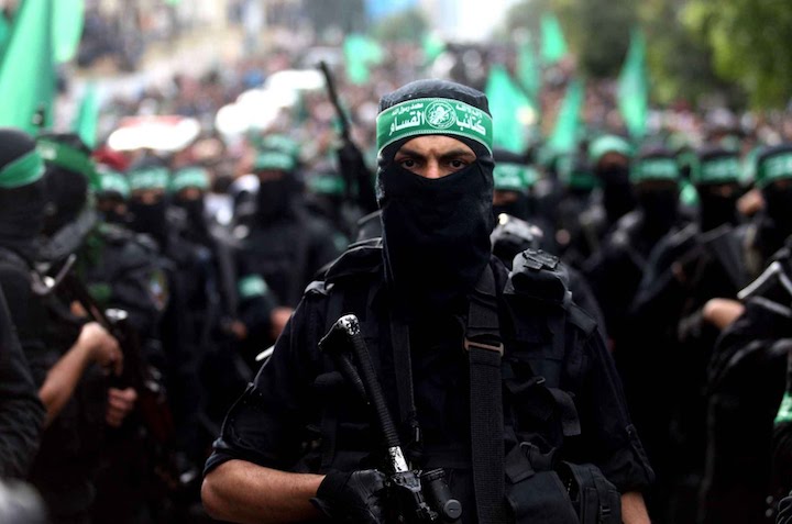 يديعوت: حماس بدعم تركي تقترب من بناء ذراعها العسكري خارج القطاع
