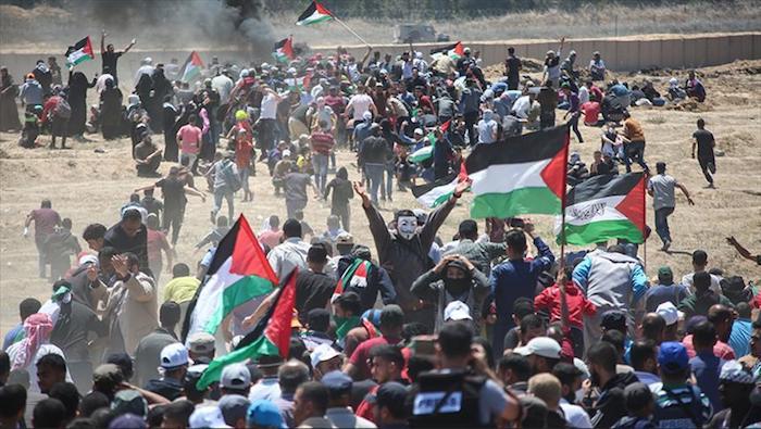 إصابة 56 فلسطينياً برصاص إسرائيلي قرب حدود غزة
