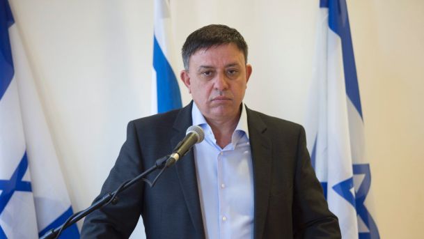 زعيم المعارضة الإسرائيلية: فقدنا الردع تجاه غزة
