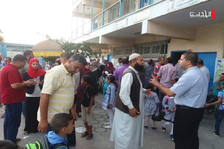 غزة: أهالي طلاب يغلقون بعض مدارس لـ