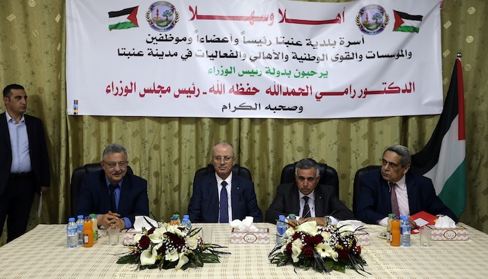 الحمد الله: أدرجنا 20 ألف موظف ولم يتبق لحماس أية حجج
