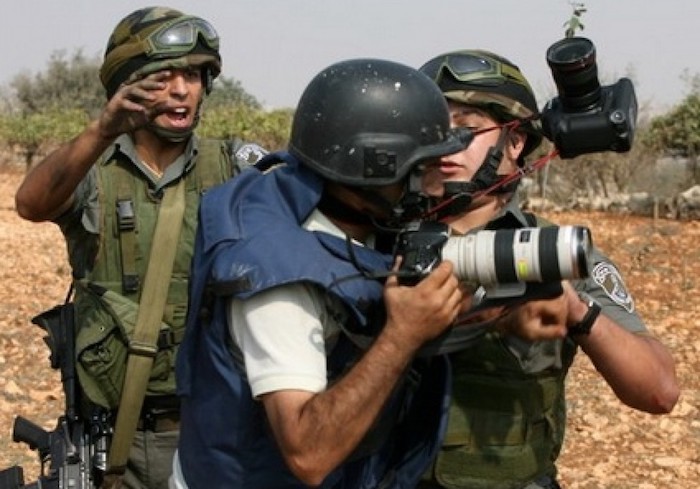 نقابة الصحفيين: قانون حظر التصوير يشرعن الممارسات الاجرامية التي يرتكبها الاحتلال 
