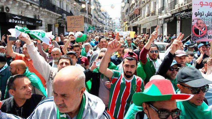 الجمعة العاشرة تهز الجزائر.. وظهور 