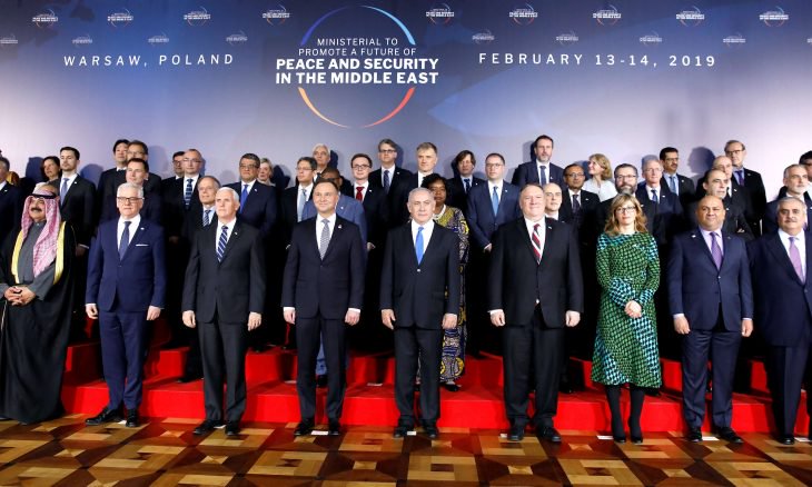 بعد "الصورة الجماعية"...