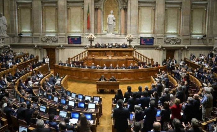 البرلمان البرتغالي يتضامن مع الأسرى في سجون الاحتلال