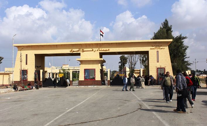مصر تسمح بدخول السيارات
