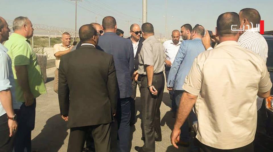 هنية يستقبل الوفد المصري الذي وصل إلى القطاع (صور)