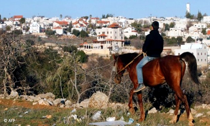 ماذا يعني القانون الإسرائيلي الجديد للاستيلاء على الأراضي الفلسطينية؟


