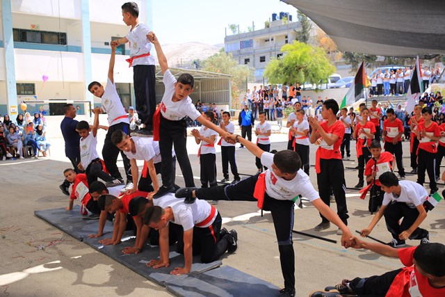 بنك فلسطين يقدم رعايته للمهرجان الرياضي المركزي في مدينة قباطية

