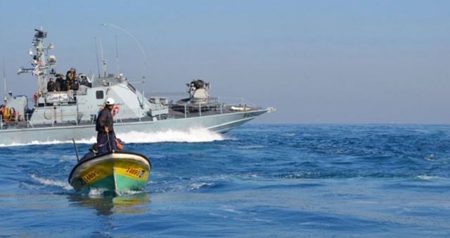 الاحتلال الإسرائيلي يطلق نيرانه على الصيادين شمال غزة
