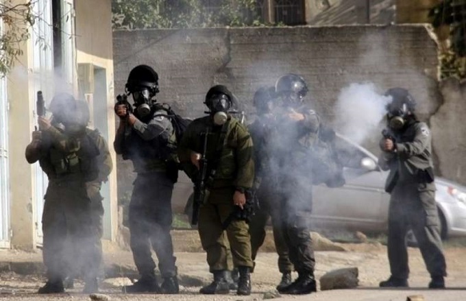 اندلاع مواجهات عنيفة في عدة نقاط تماس في الضفة الغربية