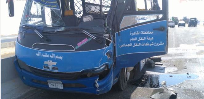مصر: 70 قتيلاً وجريحاً في تصادم حافلتين