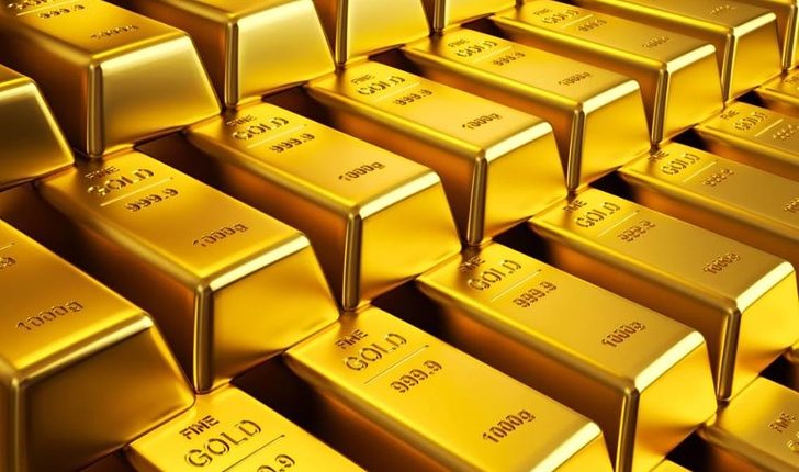 الذهب ينزل لأدنى مستوى في شهرين مع ارتفاع الدولار قبل بيانات الوظائف