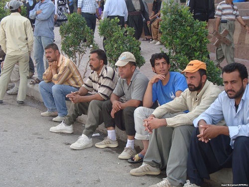 منحتان بقيمة 8.9 مليون