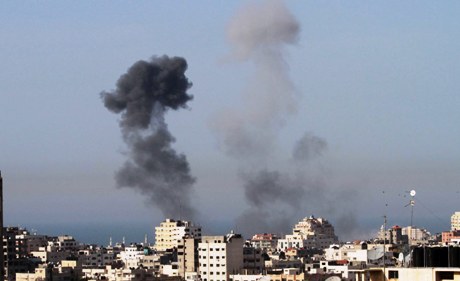 غزة لا تجذب الاستثمارات مع إغلاق المعابر وعدم دخول المواد الخام