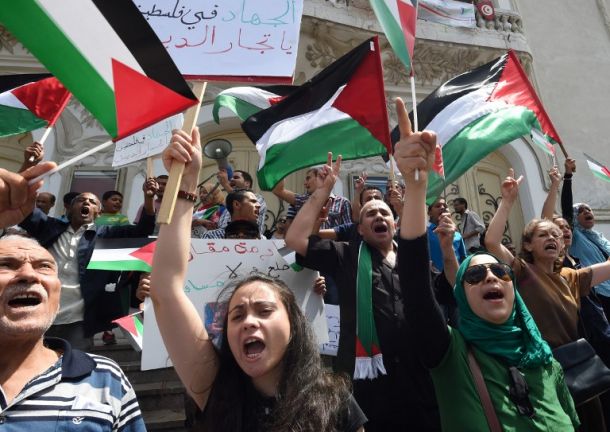 دموع أوروبية تتساقط بفيينا مع عرض فيلم عن 