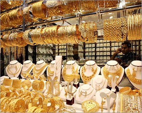 بسبب ارتفاع الدولار