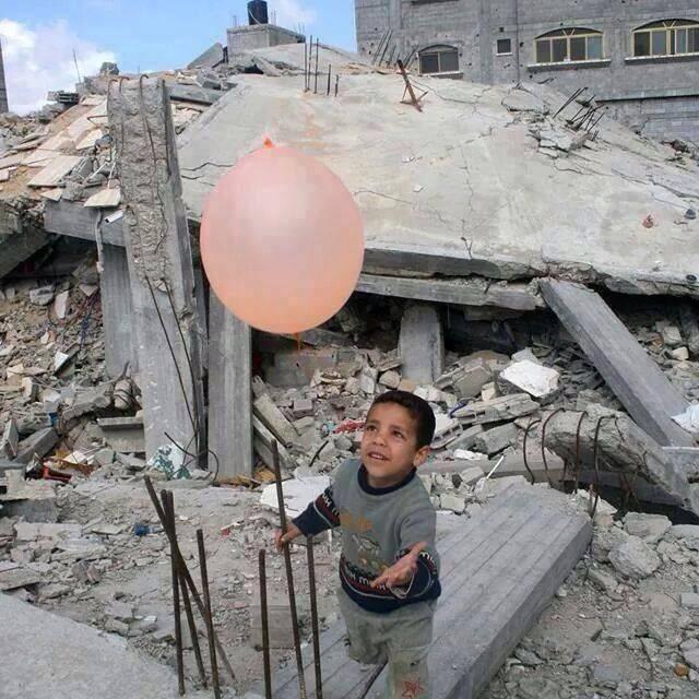 أطفال في رام الله يطالبون العالم بحماية طفولة فلسطين