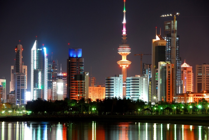 الكويت تعتزم إنفاق 100 مليار دولار خلال 5 سنوات على مشروعات التنمية والبنية التحتية

