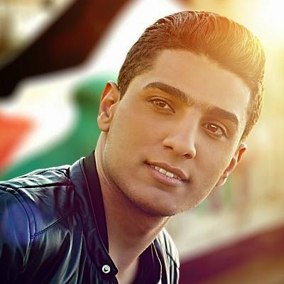 محمد عساف يهدي أغنيته