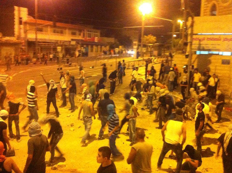 إصابة 10 فلسطينيين