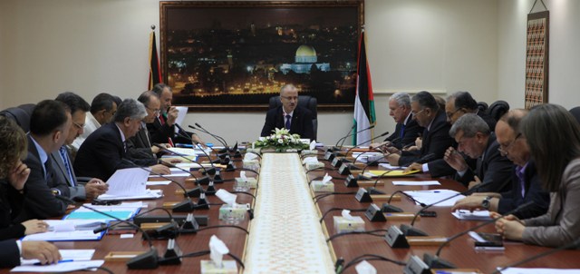 مجلس الوزراء: أي قرارات أو إجراءات في غزة دون تفويض من الحكومة باطلة