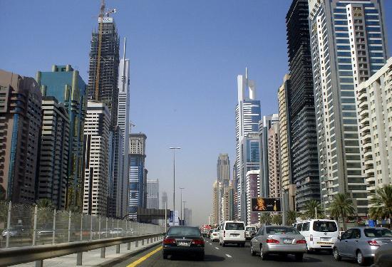 تقرير يتوقع ارتفاع قيمة مشروعات التشييد في الإمارات 12 % في 2014