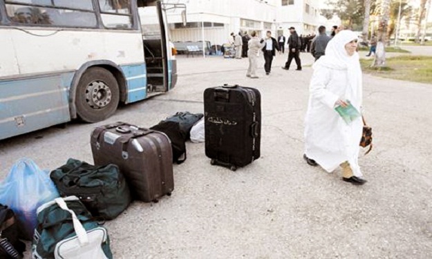 أول فوج من حجاج غزة يغادر إلى السعودية عبر معبر رفح
