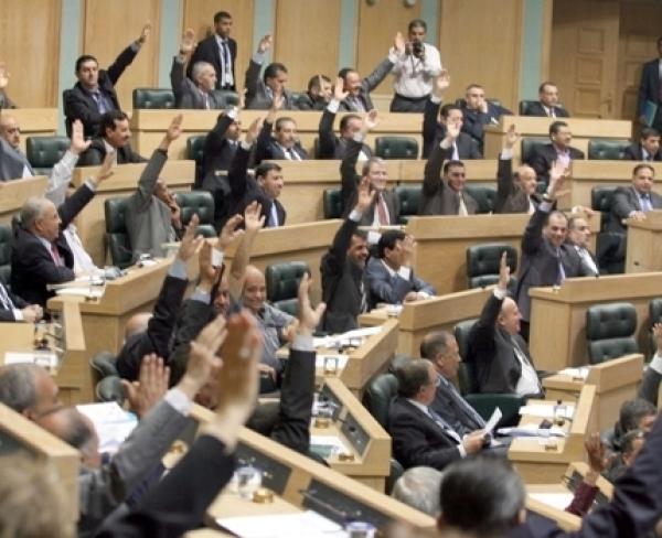نواب أردنيون يهددون بأضخم إستقالة جماعية رفضاً لصفقة الغاز الإسرائيلي