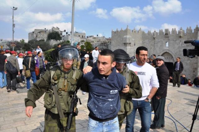اعتقال 111 مواطنا من القدس في عشرة أيام