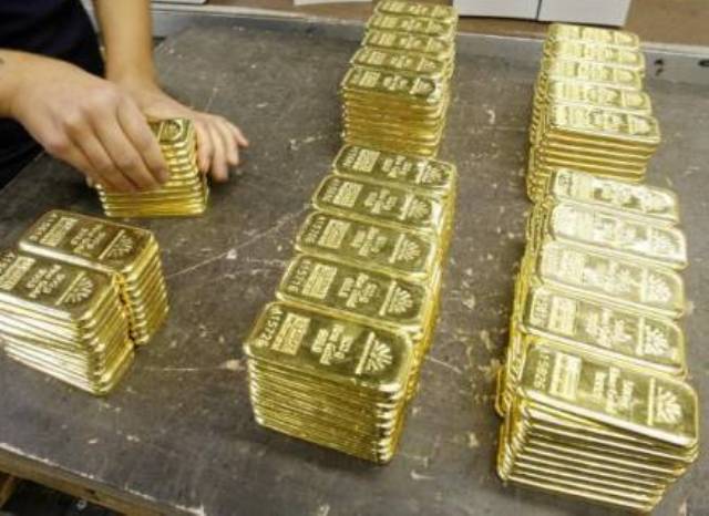 مصر تنوي تطبيق نظام تقاسم الإنتاج فى اتفاقيات التنقيب عن الذهب