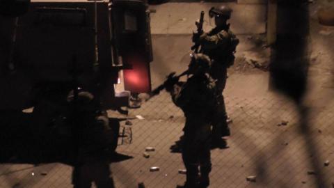 جيش الاحتلال يعتقل 10 مواطنين في الضفة الغربية
