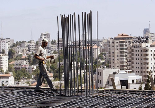  الطباع: رقابة دولية صارمة على كل تفاصيل إدخال مواد البناء إلى القطاع