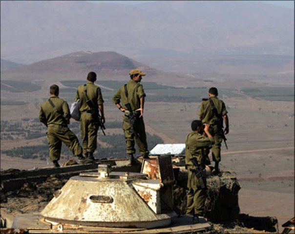 جيش الاحتلال يعلن إسقاط طائرة سورية فوق الجولان 