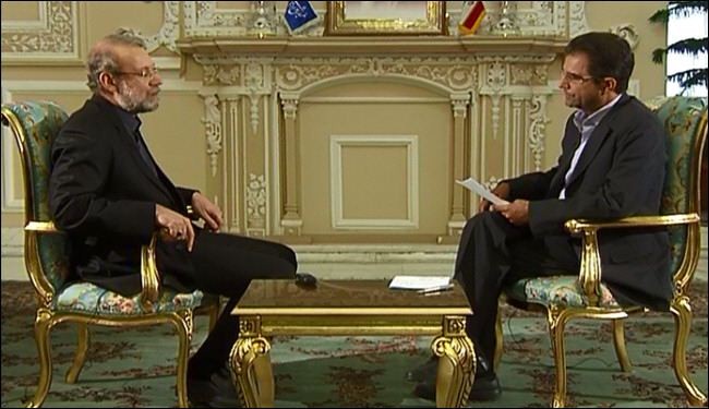 لاريجاني: ايران زودت مقاومة غزة بتقنية صنع الاسلحة