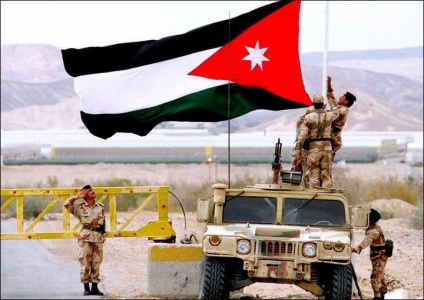 قوات أردنية تشتبك مع مسلحين مجهولين عند الحدود مع سوريا 