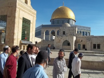 رئيس الكنيست يدافع