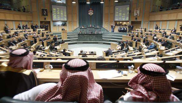 مجلس النواب الأردني يطالب بإعادة إعمار غزة وبملاحقة مجرمي الحرب الإسرائيليين