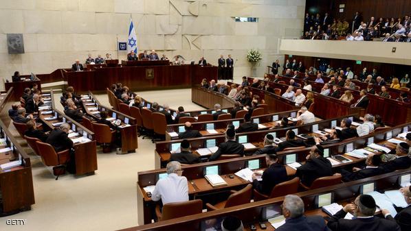 'الكنيست' تصادق على اقتراح قانون يمنع العفو عن الأسرى الفلسطينيين 