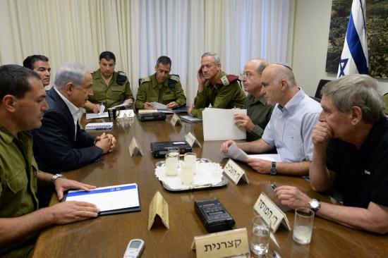  'الكابينيت' الاسرائيلي يقرر مواصلة العدوان على قطاع غزة 'بقوة'