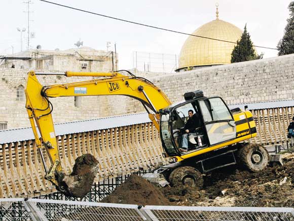 الأردن يحتج رسميًا أمام اليونسكو ضد حفريات إسرائيل بالقدس
