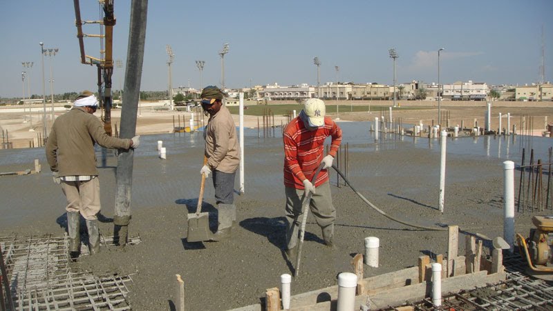  شركة الخدمات التجارية: مباحثات ثلاثية حول آليات إدخال مواد البناء إلى غزة