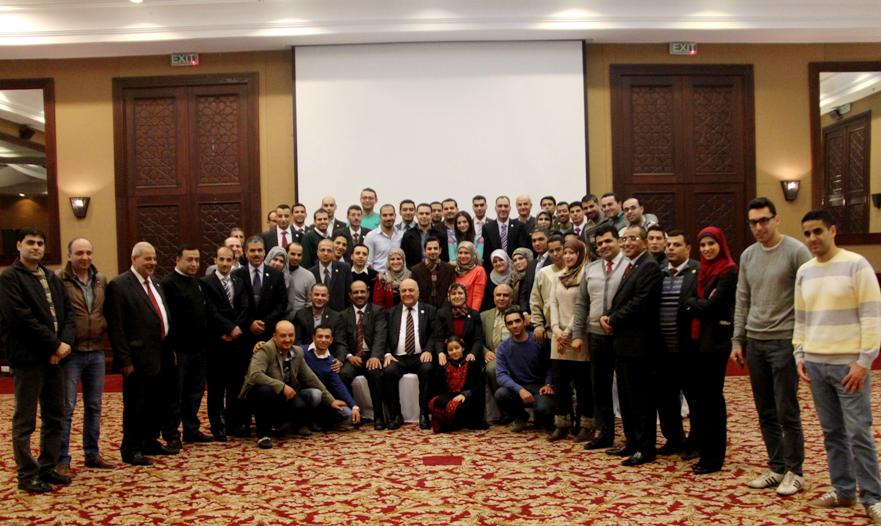 رئيس مجلس إدارة بنك القدس يختتم زيارته لقطاع غزة
