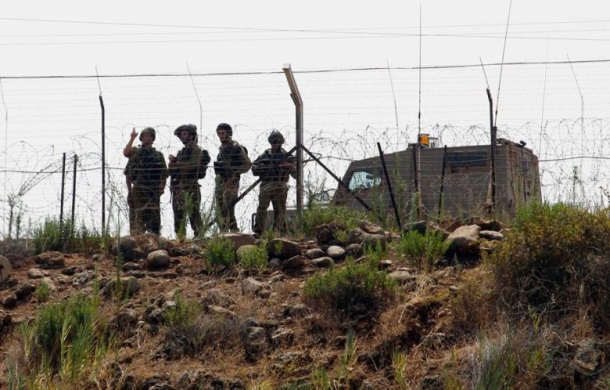 الاحتلال يقصف موقعين لحزب الله جنوبي لبنان 