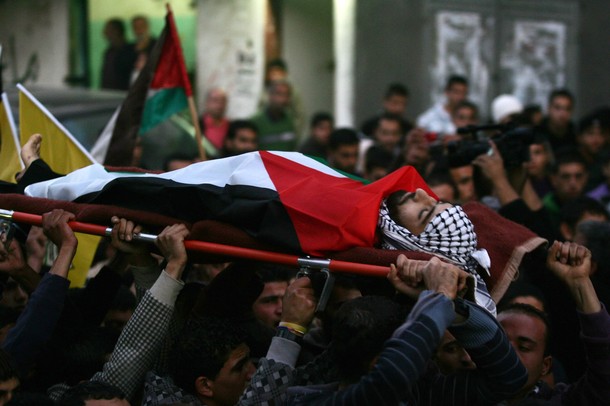 ارتفاع عدد الشهداء إلى تسعة إثر تجدد غارات الاحتلال على قطاع غزة