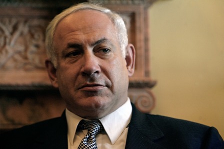 معارضون إسرائيليون: نتنياهو بدأ حملته الانتخابية بقصف دمشق