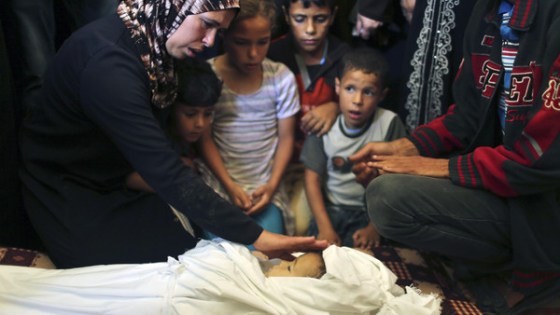 حصيلة العدوان الإسرائيلي على غزة 1893 شهيدا بينهم 432 طفلا و243 امرأة و85 مسنا
 