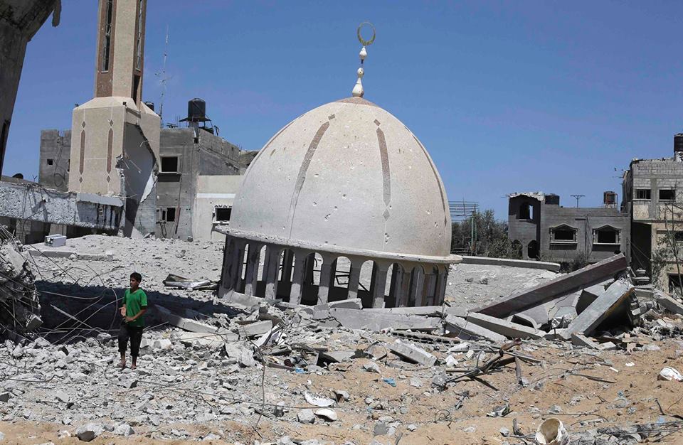 الجيش الإسرائيلي يواصل غاراته على غزة بعد انتهاء التهدئة
