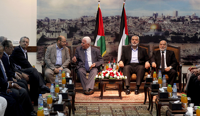 المصالحة الفلسطينية تكشف سر حصار قطاع غزة
